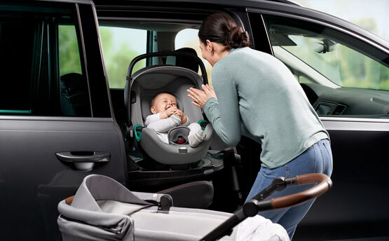 Römer Autosedačka Baby-Safe iSense 2022