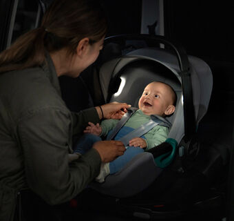 Römer Autosedačka Baby-Safe iSense 2022