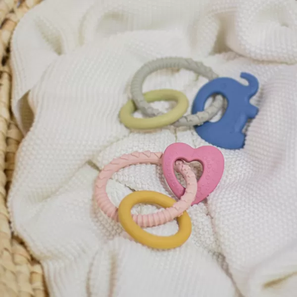 PETITE&MARS Kousátko silikonové 0m+