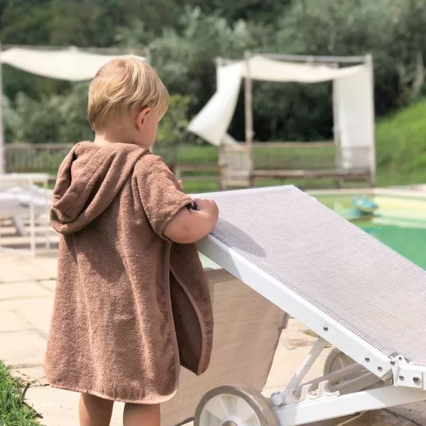 PETÚ PETÚ Celsa Pončo Teddy