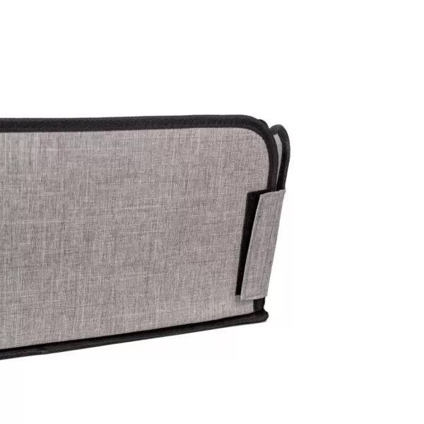 Baby Dan TravelFun Hrací pultík do auta na aktivity pro děti