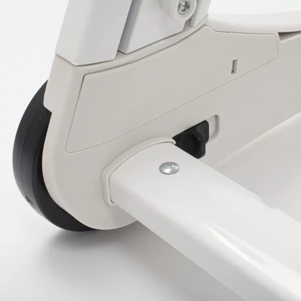 New Baby Jídelní židlička Muka dusty green