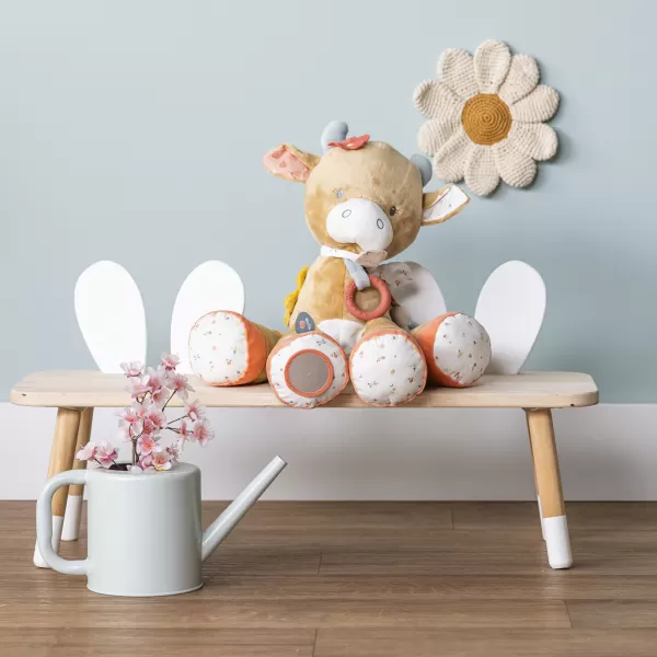 NATTOU Kravička plyšová Mila s aktivitami 45cm Mila, Zoe & Lana