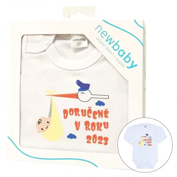 New Baby Body s potiskem Doručené v roku 2023 - darčekové balenie