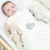 NATTOU Medvídek plyšový mini Jules s chrastítkem 20 cm Romeo, Jules & Sally