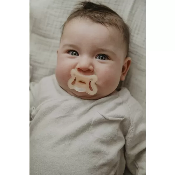 SUAVINEX Dudlík Zerø.Zerø MEDIUM Fyziologický 0/6M