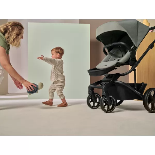 EASYWALKER Kočárek kombinovaný Harvey⁵ 2v1 LITE RWS + CYBEX Aton B2 i-Size + základna