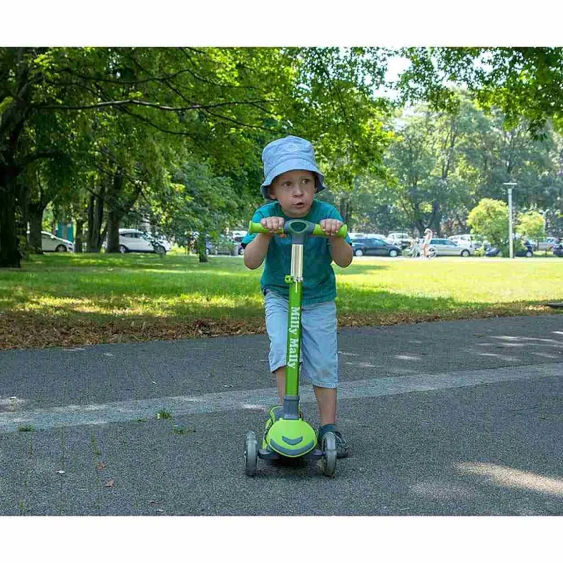 Milly Mally Dětská koloběžka Scooter Boogie