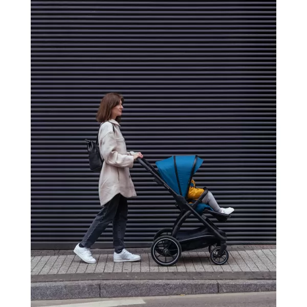 MUUVO Kočárek kombinovaný Trick set 2v1 + CYBEX Aton B2 i-Size + základna