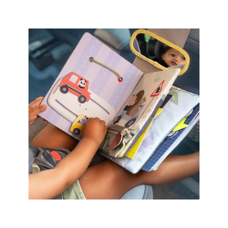 Taf Toys Knížka s aktivitami do auta Busy Book