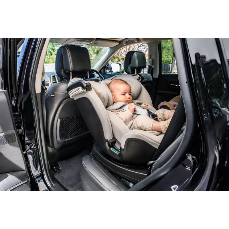 Römer Autosedačka Swivel AIR Lux,